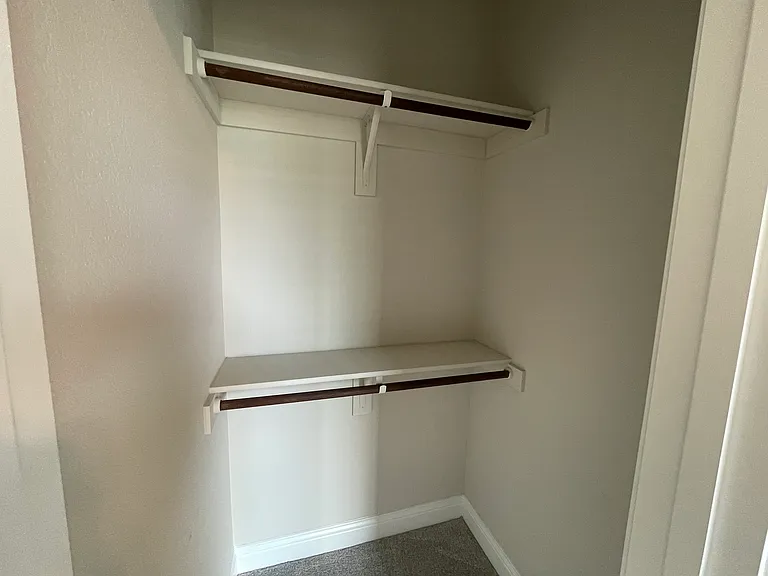 350 Carlisle Dr — Photo 20