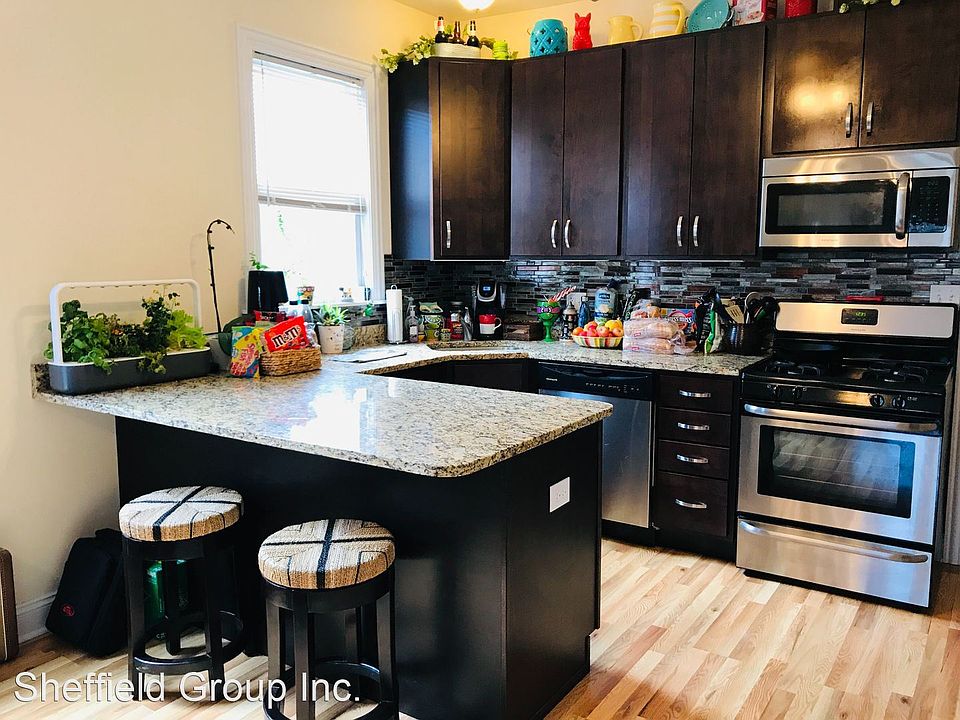 1st image of 1622 N Fairfield Ave #2F