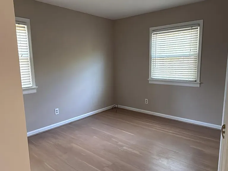 521 Laurel Ave — Photo 13
