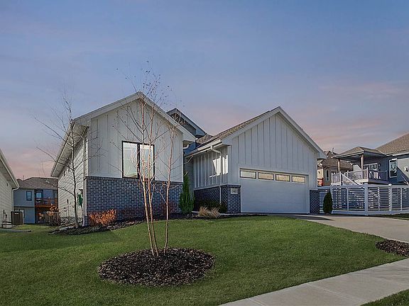 2nd image of 15483 Ogden Cir