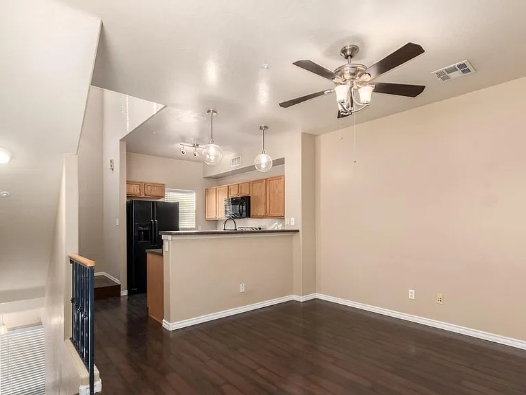 900 W Aspen Way — Photo 20