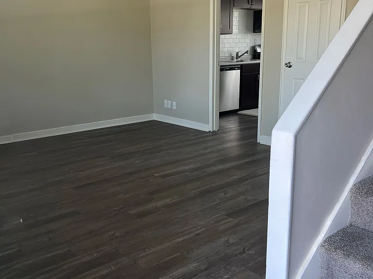Columbus Crossing Townhomes — Photo 41