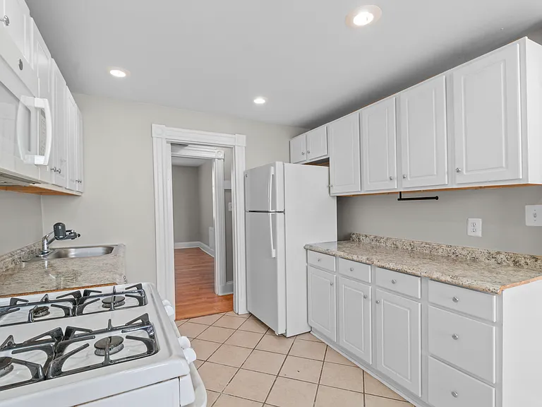 2713 N Calvert St #3 — Photo 7