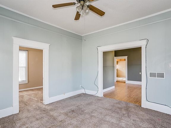 3rd image of 333 N 2nd Ave