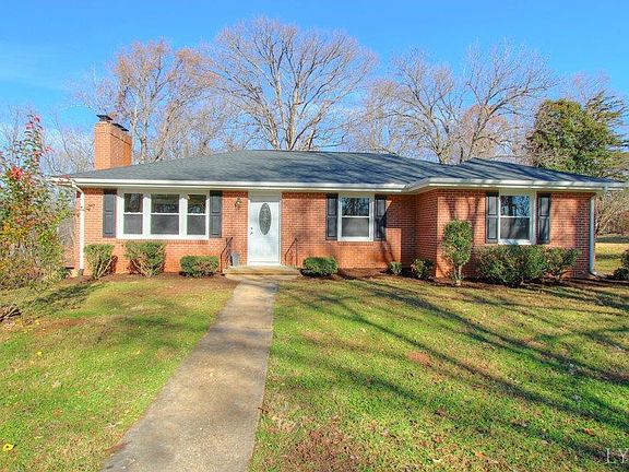 2nd image of 4818 Old Dominion Dr