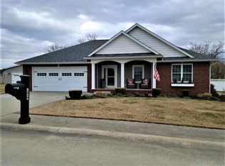 1026 Deer Creek Ln, Washington, IN 47501