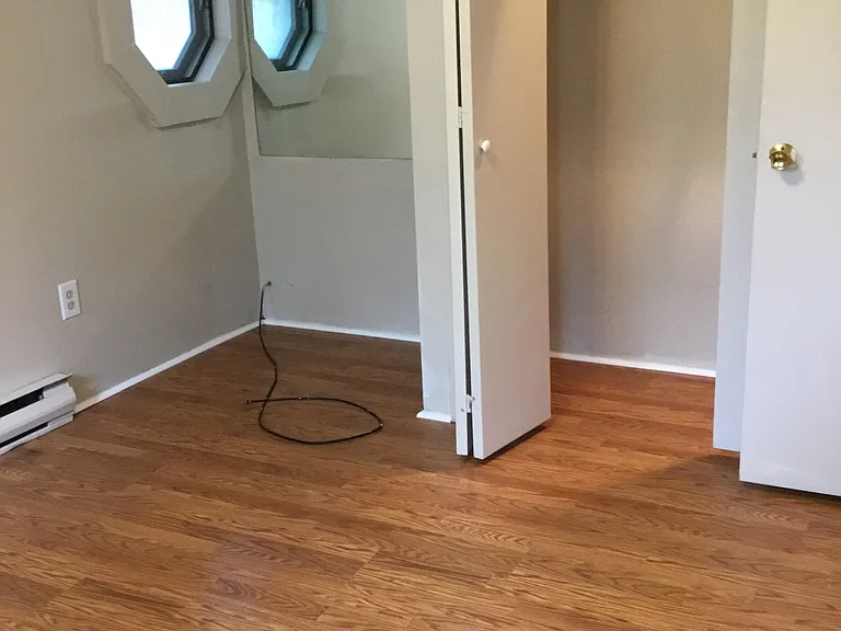 140 Hillcrest Ave #2 — Photo 8