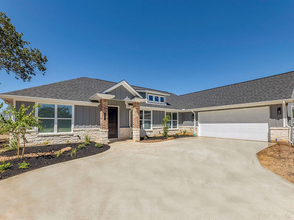 1st image of 4143 Golden Eagle Dr