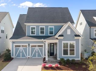 209 Acorn Crossing Rd, Holly Springs, NC 27540