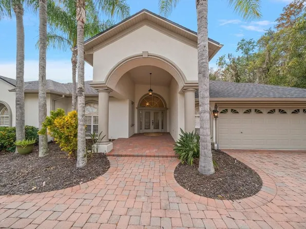 5243 Fox Hunt Dr, Wesley Chapel, FL 33543