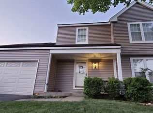 3083 Clifton Ct, Aurora, IL 60504