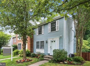 2115 Preston Square Ct, Falls Church, VA 22043