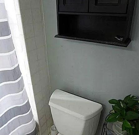 4th image of 521 Summerlea St