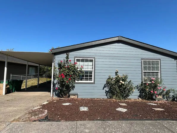 827 SW Livingston Pl #21, Troutdale, OR 97060