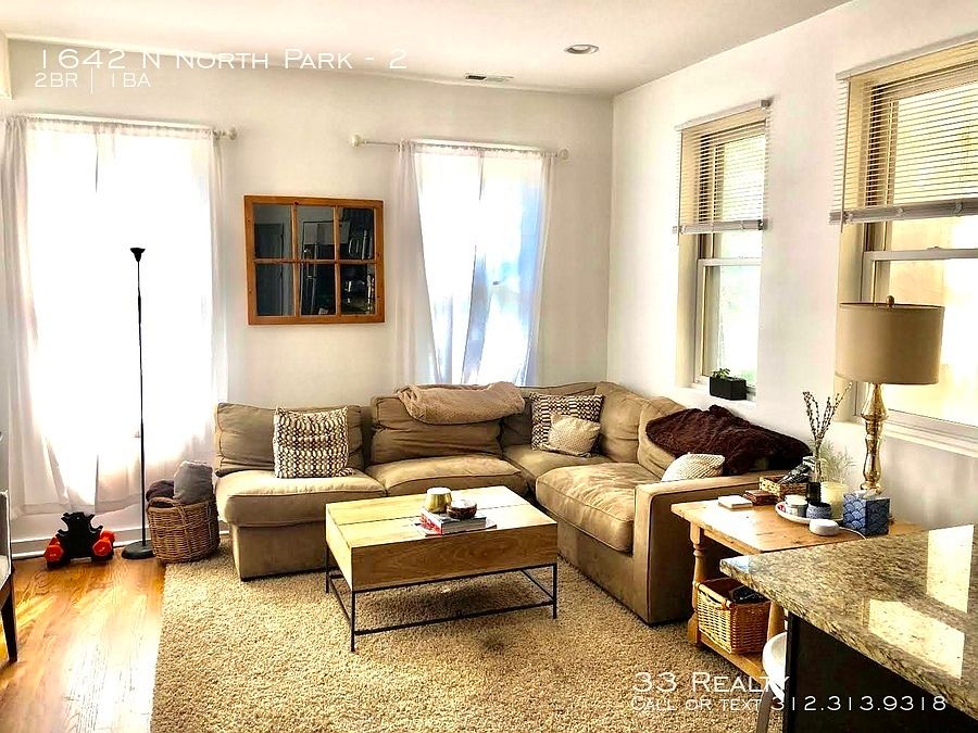 1st image of 1642 N North Park Ave Floor 2