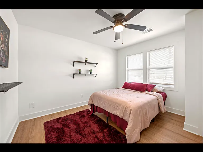 2484 Calvin Ave — Photo 19