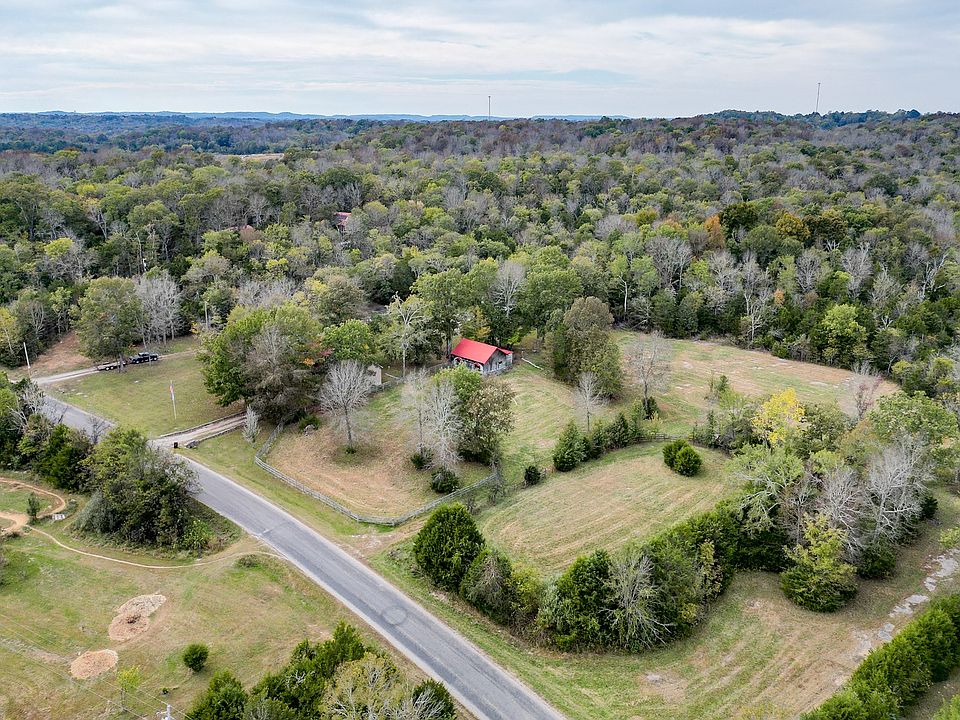 1st image of 2917 Luke Moser Rd