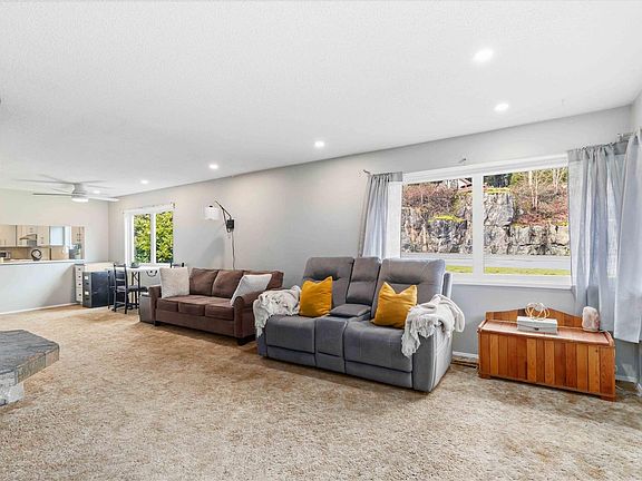 2nd image of 3061 Sooke Rd