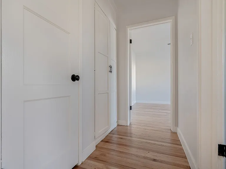 4320 Santa Rosalia Dr — Photo 37