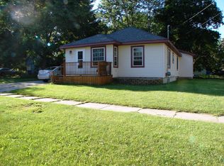 317 E South St, Ithaca, MI 48847