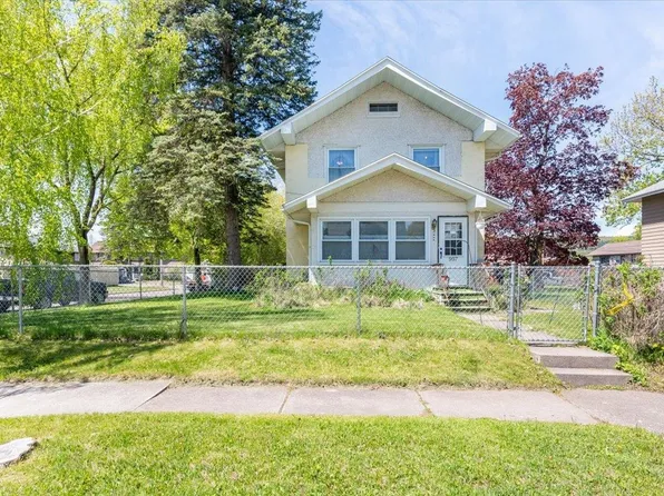 997 85th Ave W, Duluth, MN 55808