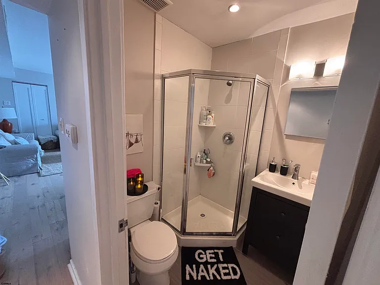 21 S Madison Ave #1 — Photo 6