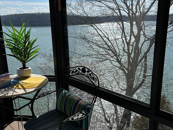 4th image of 1824 E Waters Edge Dr #84