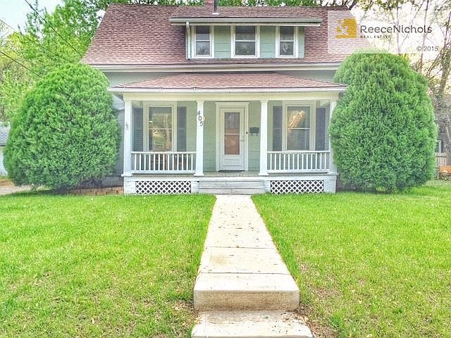 charming 1.5 story with tons of updates, new roof 2011, new hvac 2014, new exterior fence 2011
