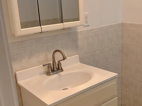 (undisclosed Address), Bronx, NY 10469