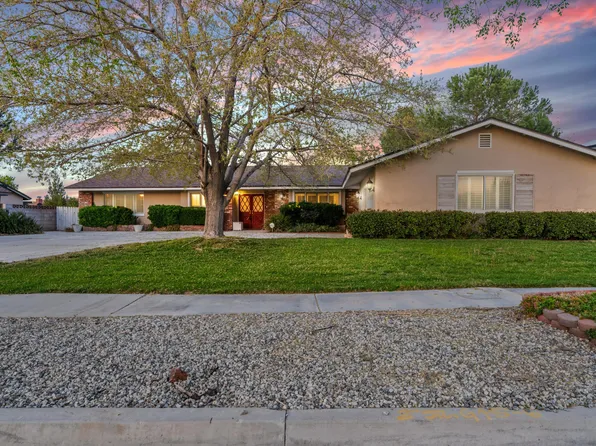 42948 Staffordshire Dr, Lancaster, CA 93534