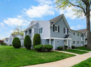 95 Gervil St, Staten Island, NY 10309