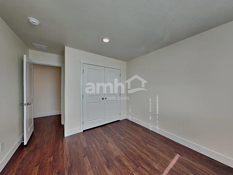 10032 W Raleigh St — Photo 17