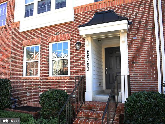2nd image of 22783 Autumn Breeze Ave #103