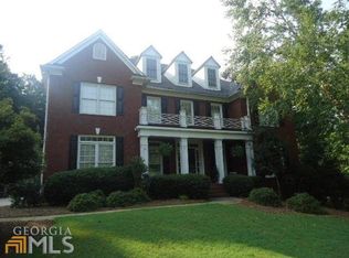135 Oak Shadow Way, Fayetteville, GA