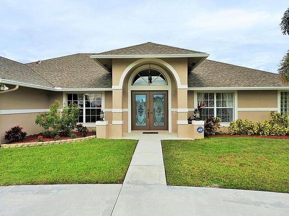 2nd image of 6335 NW Topaz Way