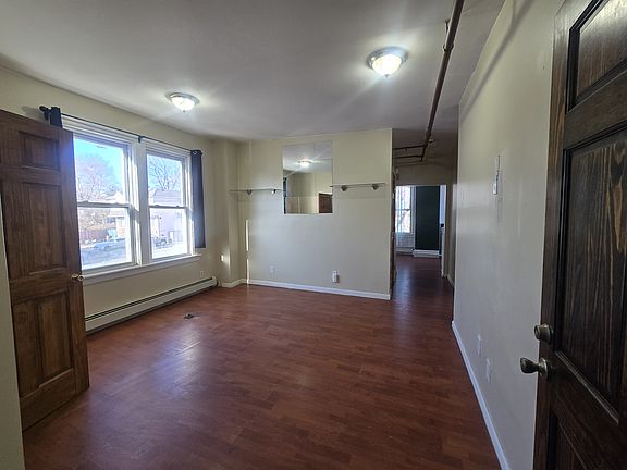 2nd image of 91 Greenfield Ave APT 2