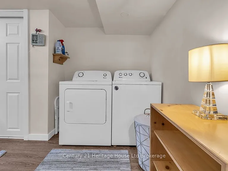 112 Rolph St #6 — Photo 10
