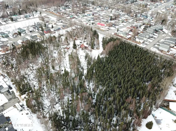 3026 E 68th Ave, Anchorage, AK 99507