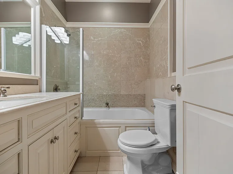8 Garrison St #104 — Photo 10