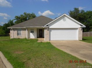 120 Claretta Dr, Roland, OK 74954