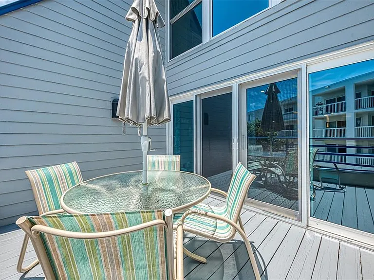 2400 N Beach Rd #17 — Photo 44