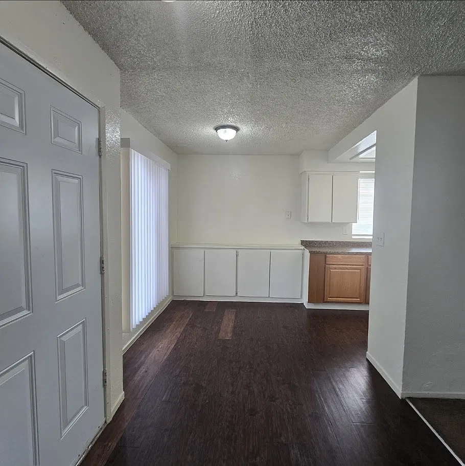 2 bed, 920 sqft, $1,195 — Photo 4