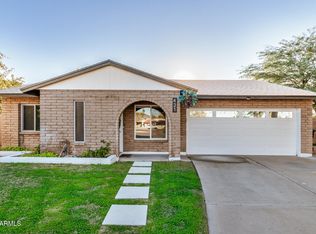 421 E Wickieup Ln, Phoenix, AZ 85024