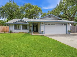 6834 Irving Rd, Redding, CA 96001