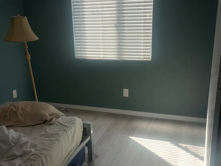 1551 Riverside Dr — Photo 12