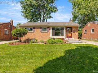 8245 N Hubbard St, Westland, MI 48185