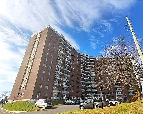 20 Chesterton Dr #501 — Photo 1