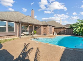 1667 Fraser Dr, Burleson, TX 76028