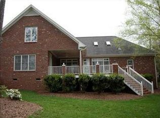 12 Lafoy Dr, Clayton, NC 27527