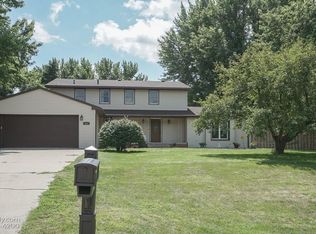 102 Riverview Dr, Phillips, NE 68865
